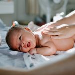 Lire la suite à propos de l’article Massage bébé et accompagnement futurs parents à Sarzeau